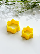 Load image into Gallery viewer, Sugar Cookie Set of Two Polymer Clay Christmas Cutters
