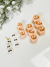 Load image into Gallery viewer, Skulls Triple Dangle Halloween 2025 Polymer Clay Cutter
