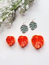 Load image into Gallery viewer, Monstera Leaf #2 Spring Polymer Clay Cutter
