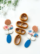 Load image into Gallery viewer, Quadruple Pebble Dangle #2 with Drill Guides Polymer Clay Cutter PCC1800
