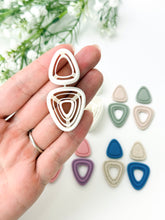 Load image into Gallery viewer, Duo Organic Extruded Triangle Polymer Clay Cutter Set PCC1809
