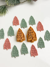 Load image into Gallery viewer, Christmas Tree Detailed Polymer Clay Cutter PCC1920
