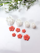 Load image into Gallery viewer, Spring Flower #4 Detailed Polymer Clay Cutter PCC1807
