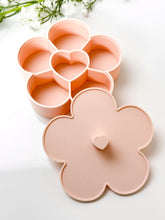 Load image into Gallery viewer, 3D Printed Flower Storage Container
