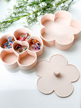 Load image into Gallery viewer, 3D Printed Flower Storage Container
