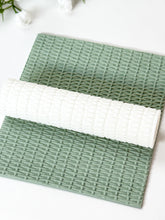Load image into Gallery viewer, Rattan Wicker Texture Roller
