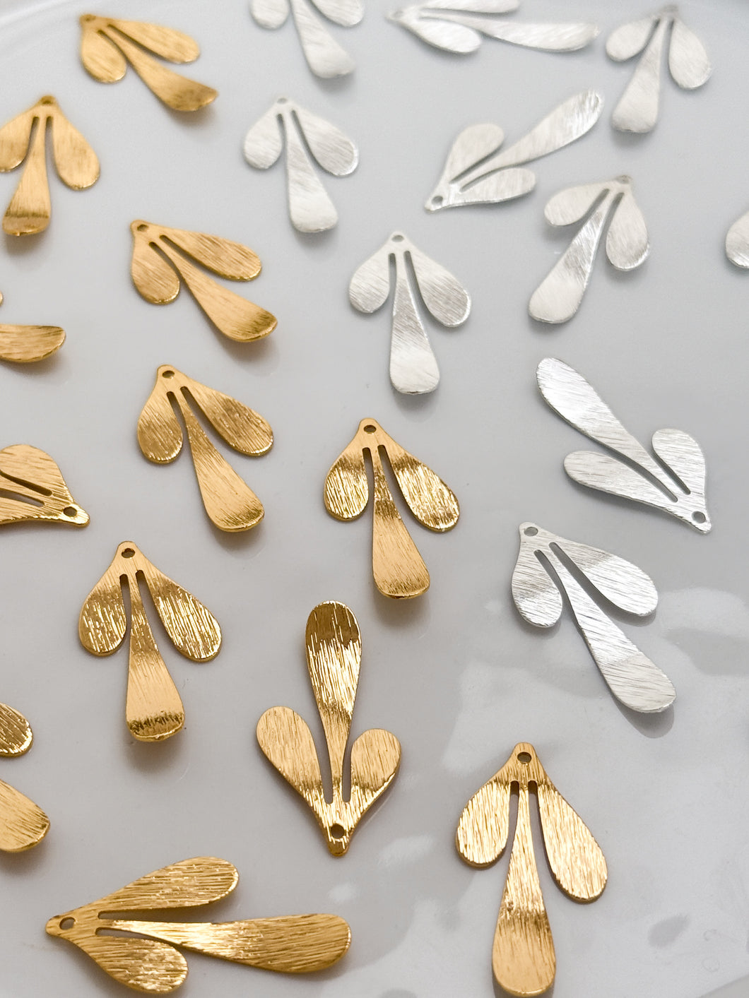 18K Gold/925 Sterling Silver Plated Leaf Charm with One Hole