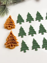 Load image into Gallery viewer, Wavy Christmas Tree Polymer Clay Cutter PCC1904
