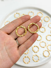 Load image into Gallery viewer, 18K Gold Plated Abstract Thick Circle Bezel
