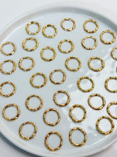 Load image into Gallery viewer, 18K Gold Plated Abstract Thick Circle Bezel
