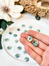 Load image into Gallery viewer, Greek Ceramic Beads Tiny Flowers 2pcs
