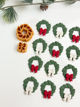 Load image into Gallery viewer, Wreath Set Polymer Clay Cutter PCC1907
