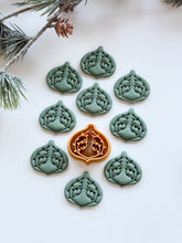 Load image into Gallery viewer, Folk Art Christmas Ball Ornament Polymer Clay Cutter PCC1877
