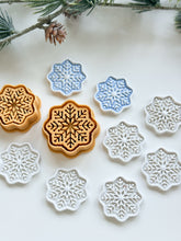 Load image into Gallery viewer, Snowflake #8 Polymer Clay Cutter PCC1901
