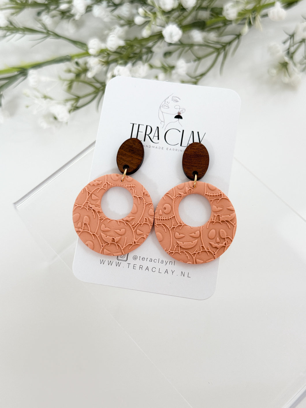 The Jack-o-Lantern Textured Donuts (also in silver)