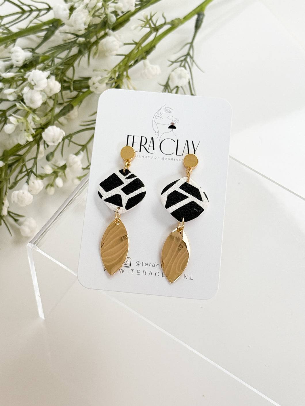 The B&W Drop Dangles