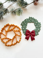 Load image into Gallery viewer, Wreath with Bow Set #2 Christmas Tree Ornament Polymer Clay Cutter PCC1908
