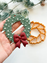 Load image into Gallery viewer, Wreath with Bow Set #2 Christmas Tree Ornament Polymer Clay Cutter PCC1908
