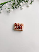 Load image into Gallery viewer, Organic Leaf Cluster Polymer Clay Cutter
