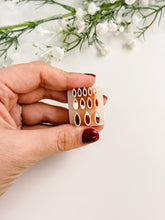 Load image into Gallery viewer, Drop Leaf Cluster Polymer Clay Cutter
