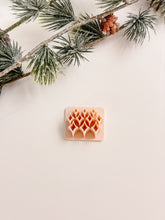 Load image into Gallery viewer, Star of Bethlehem Cluster Polymer Clay Cutter
