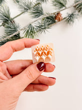 Load image into Gallery viewer, Star of Bethlehem Cluster Polymer Clay Cutter
