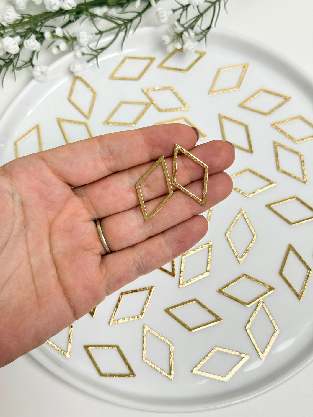 18K Gold Plated Textured Brass Rhombus Bezel