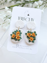 Load image into Gallery viewer, The Yellow Florals (only one pair!)
