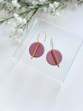 Load image into Gallery viewer, The Textured Round Hoops In Mauve Purple
