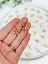 Load image into Gallery viewer, 18K Real Gold Plated Branch Connector with Two Holes
