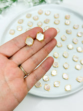 Load image into Gallery viewer, 18K Gold Plated Hexagon with Natural Shell Connector with Two Loops
