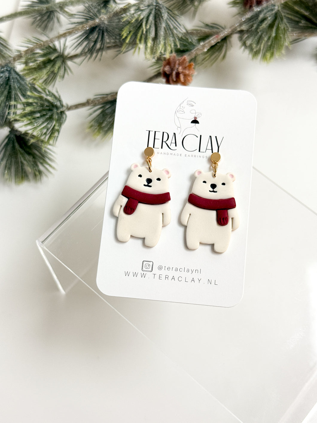 The Polar Bear (also in silver)