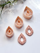 Load image into Gallery viewer, Chunky Pointy Donut Polymer Clay Cutter with Drill Guides
