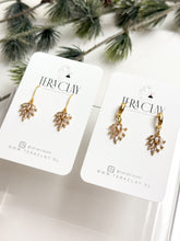 Load image into Gallery viewer, The CZ Leaf Drops (also in silver)
