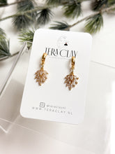 Load image into Gallery viewer, The CZ Leaf Drops (also in silver)
