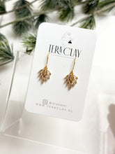 Load image into Gallery viewer, The CZ Leaf Drops (also in silver)
