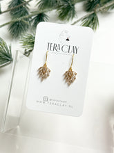 Load image into Gallery viewer, The CZ Leaf Drops (also in silver)

