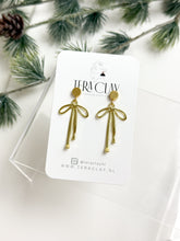 Load image into Gallery viewer, The Bow Dangles
