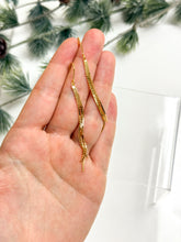 Load image into Gallery viewer, The Chain Tassel Hooks
