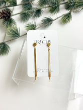 Load image into Gallery viewer, The Chain Tassel Dangles
