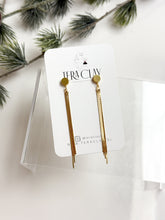 Load image into Gallery viewer, The Chain Tassel Dangles
