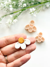 Load image into Gallery viewer, Half Flower Set Polymer Clay Cutter
