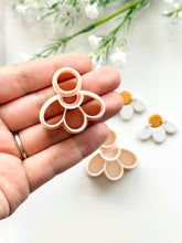 Load image into Gallery viewer, Half Flower Set Polymer Clay Cutter
