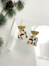 Load image into Gallery viewer, The All Things Christmas Arches
