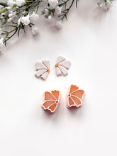Load image into Gallery viewer, Organic Semi-flower Polymer Clay Cutters
