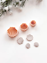 Load image into Gallery viewer, Scalloped Shell Polymer Clay Cutter
