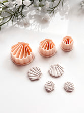 Load image into Gallery viewer, Scalloped Shell Polymer Clay Cutter
