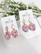 Load image into Gallery viewer, The Marbled Real Shell Donuts
