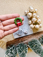 Load image into Gallery viewer, Christmas Wreath &amp; Bow Set Polymer Clay Cutters
