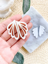Load image into Gallery viewer, Scalloped Wings 4-fold Mirrored Set Polymer Clay Cutters
